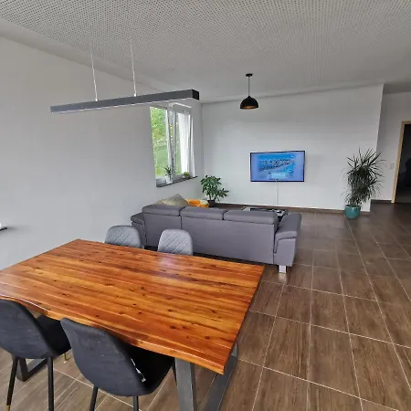 Mit Garten Und Terasse * Münsingen